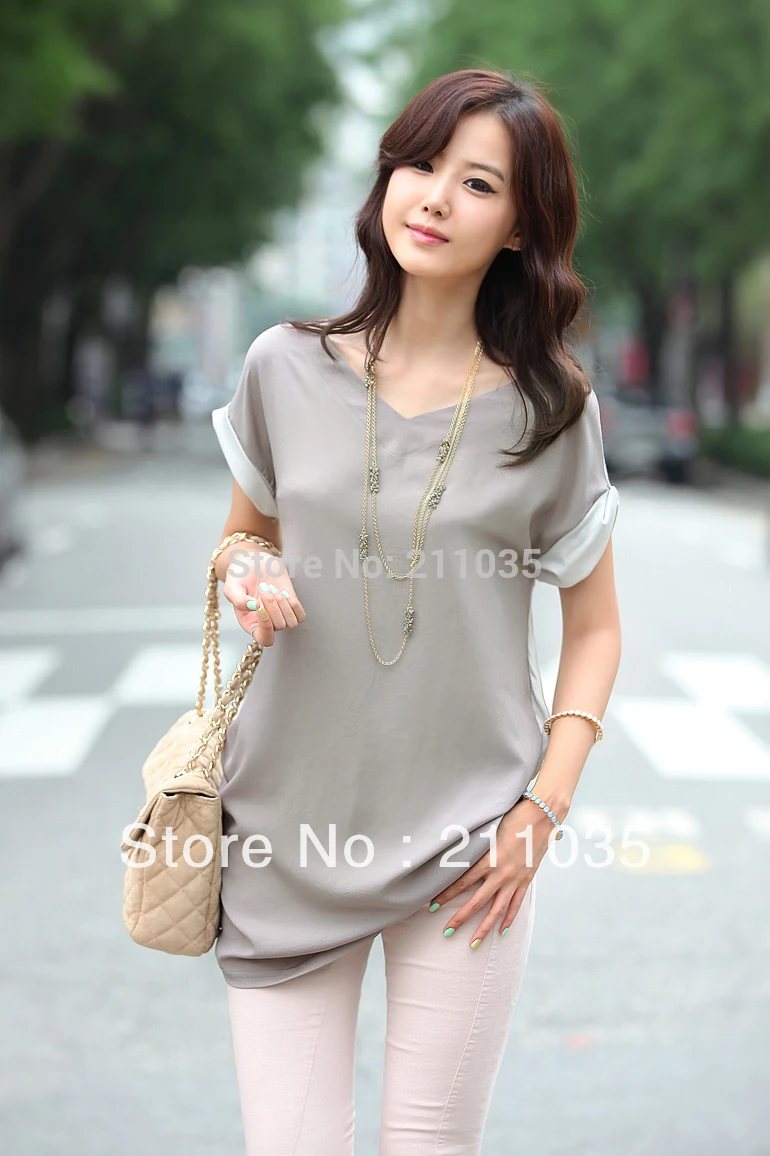 Hot Sale Woman Summer 100%cotton V-neck Short Sleeve Fold Loose Tops Women Splice Button Top Loose Casual Chiffon T-shirt Qc
Hot Sale Woman Summer 100%cotton V-neck Short Sleeve Fold Loose Tops Women Splice Button Top Loose Casual Chiffon T-shirt Qc