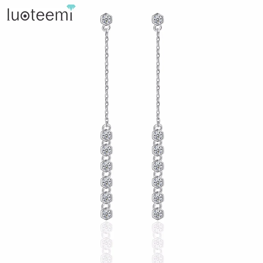 LUOTEEMI Women White Gold Color Classic 7pcs Round Cut Cubic Zirconia Statement Link Chain Drop Earrings For Female Dangle
LUOTEEMI Women White Gold Color Classic 7pcs Round Cut Cubic Zirconia Statement Link Chain Drop Earrings For Female Dangle