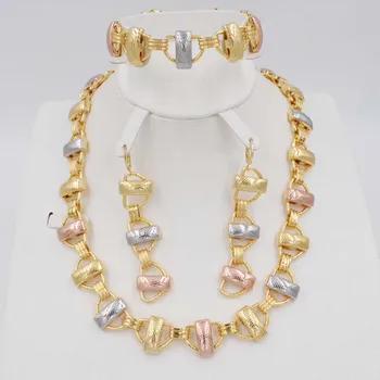 Dubai Jewelry Set Gold Color filled Necklace bracelet, Women Indian elegant wedding for party Dubai Fashion beads Jewelry Sets
Dubai Jewelry Set Gold Color filled Necklace bracelet, Women Indian elegant wedding for party Dubai Fashion beads Jewelry Sets