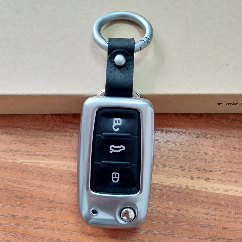 Aluminum car key cover case for Volkswagen VW polo passat b5 golf 4 5 6 jetta mk6 tiguan Gol CrossFox Plus Eos Scirocco Beetle
Aluminum car key cover case for Volkswagen VW polo passat b5 golf 4 5 6 jetta mk6 tiguan Gol CrossFox Plus Eos Scirocco Beetle