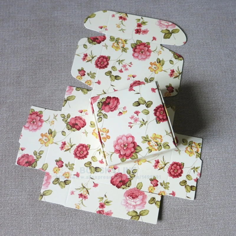 50pcs Lovely Poeny Paper Box Wedding Gift Packaging Box Crafts Jewelry Beads Pendants Box
50pcs Lovely Poeny Paper Box Wedding Gift Packaging Box Crafts Jewelry Beads Pendants Box