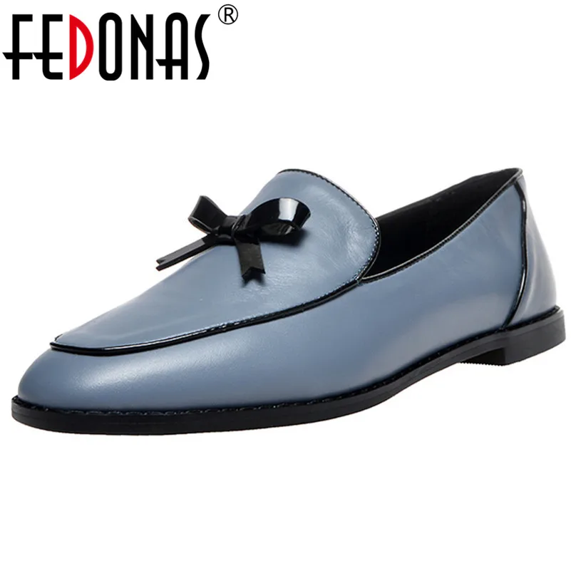 FEDONAS Quality Genuine Leather Shallow Slip On Women Loafers High Heels Spring Basic Office Shoes Woman Elegant Women Pumps
FEDONAS Quality Genuine Leather Shallow Slip On Women Loafers High Heels Spring Basic Office Shoes Woman Elegant Women Pumps