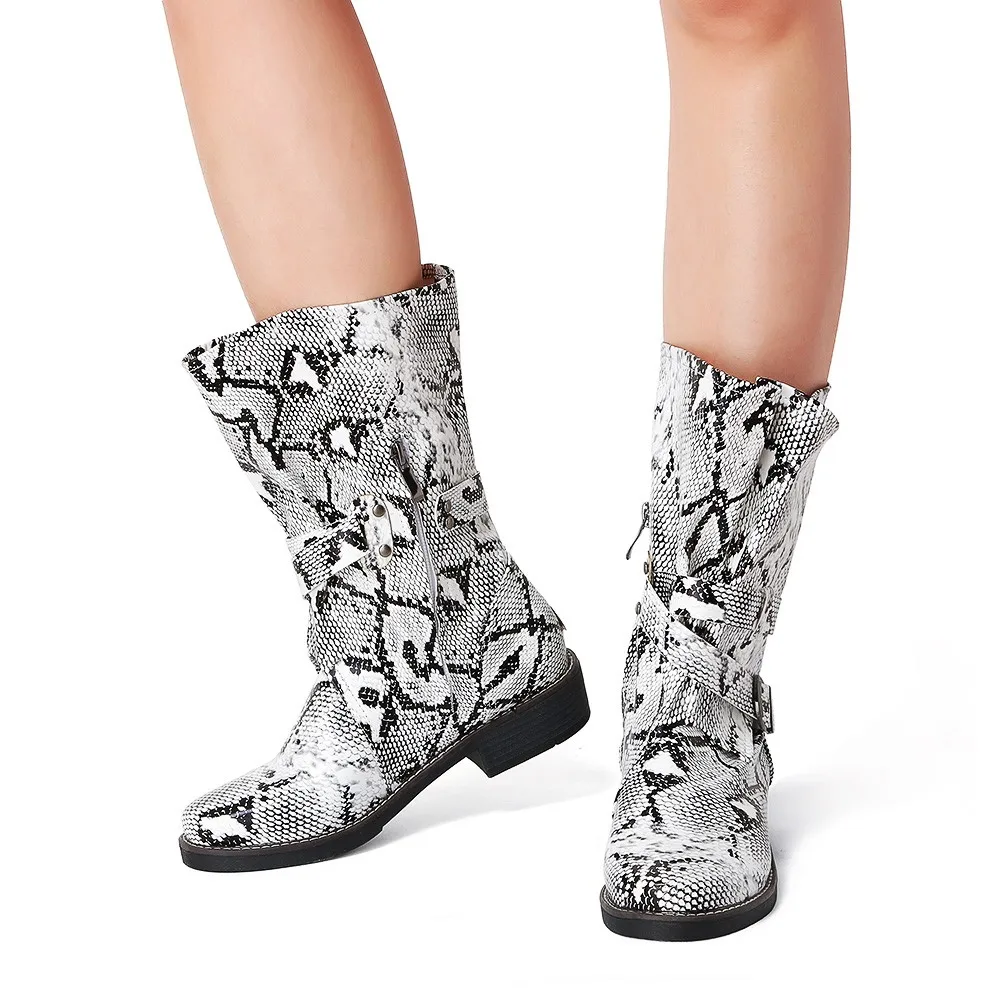 Women's Short Boots Snakeskin Winter Leather Boot Mid Tube Low Heel Stylish Classic Zipper Shoes 2019 Martin Boot Military Botas
Women's Short Boots Snakeskin Winter Leather Boot Mid Tube Low Heel Stylish Classic Zipper Shoes 2019 Martin Boot Military Botas