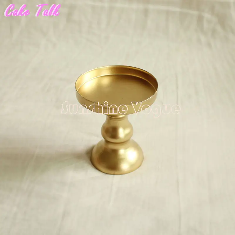 Metal Iron candle holder cupcake mini cake stand 8*10 cm decorator for cupcake muffin multi-color accept flower vase
Metal Iron candle holder cupcake mini cake stand 8*10 cm decorator for cupcake muffin multi-color accept flower vase