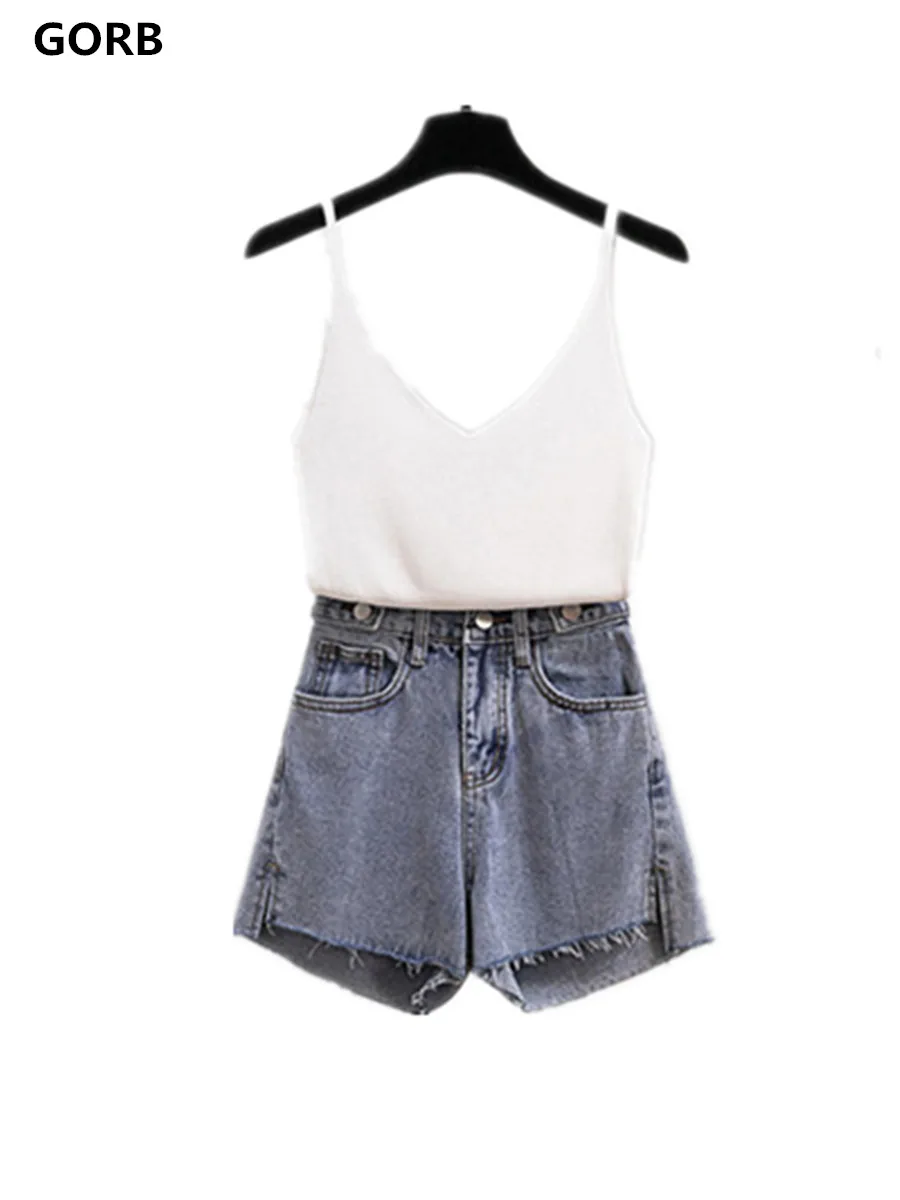 2 piece set tops and Pants for Women Spaghetti Strap Vest Tops + Short Jeans 2019 Newest Summer Runway Hot Denim Pants Suits XL
2 piece set tops and Pants for Women Spaghetti Strap Vest Tops + Short Jeans 2019 Newest Summer Runway Hot Denim Pants Suits XL