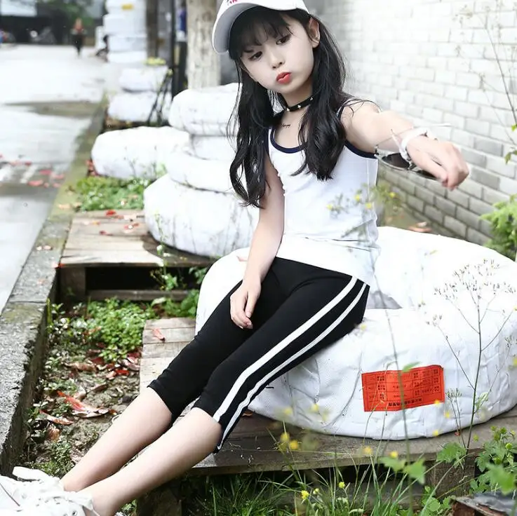 Casual Side Striped Claf-length Sports Pants For Girls Summer Cotton Sweat-absorbent Girl's Leggings Vetement Enfant Fille
Casual Side Striped Claf-length Sports Pants For Girls Summer Cotton Sweat-absorbent Girl's Leggings Vetement Enfant Fille