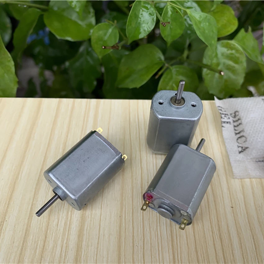 F130 Flat Micro Motor Iron Back Cover DC 3V-7.4V 5000rpm-12500rpm Carbon Brush Motor for Toy Model USB Small Fan Shaft Dia 2mm
F130 Flat Micro Motor Iron Back Cover DC 3V-7.4V 5000rpm-12500rpm Carbon Brush Motor for Toy Model USB Small Fan Shaft Dia 2mm