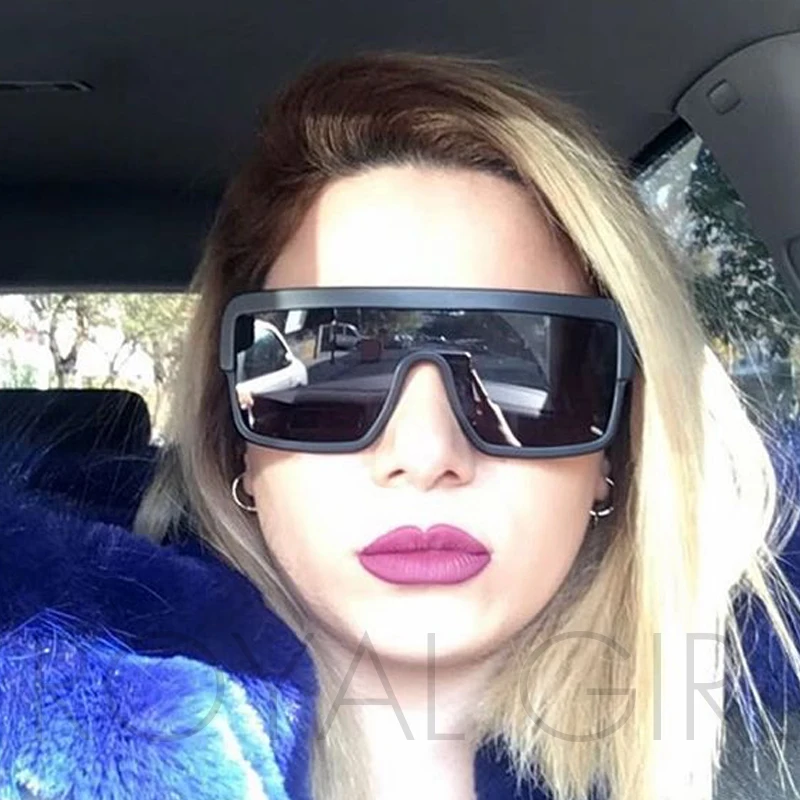 ROYAL GIRL Fashion Sunglasses Women Square Style Personality Exaggerated Original Brand Designer Glasses Female Goggles ss246
ROYAL GIRL Fashion Sunglasses Women Square Style Personality Exaggerated Original Brand Designer Glasses Female Goggles ss246