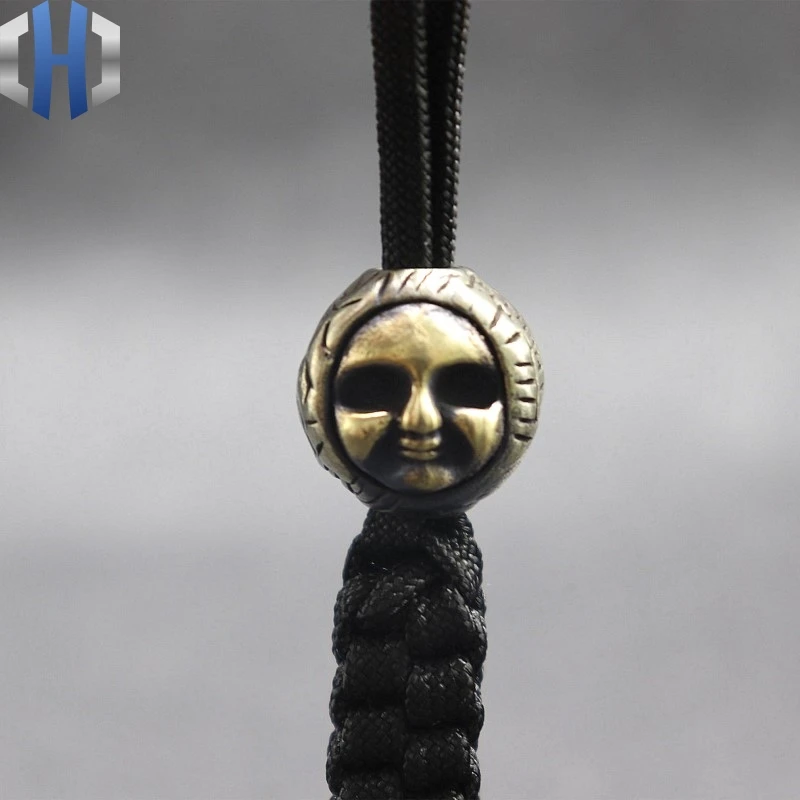 2019 Brass Knife Beads Pendant EDC Umbrella Rope Pendant Flashlight Pendant White Copper Evil Face Lanyard DIY Paracord Beads
2019 Brass Knife Beads Pendant EDC Umbrella Rope Pendant Flashlight Pendant White Copper Evil Face Lanyard DIY Paracord Beads