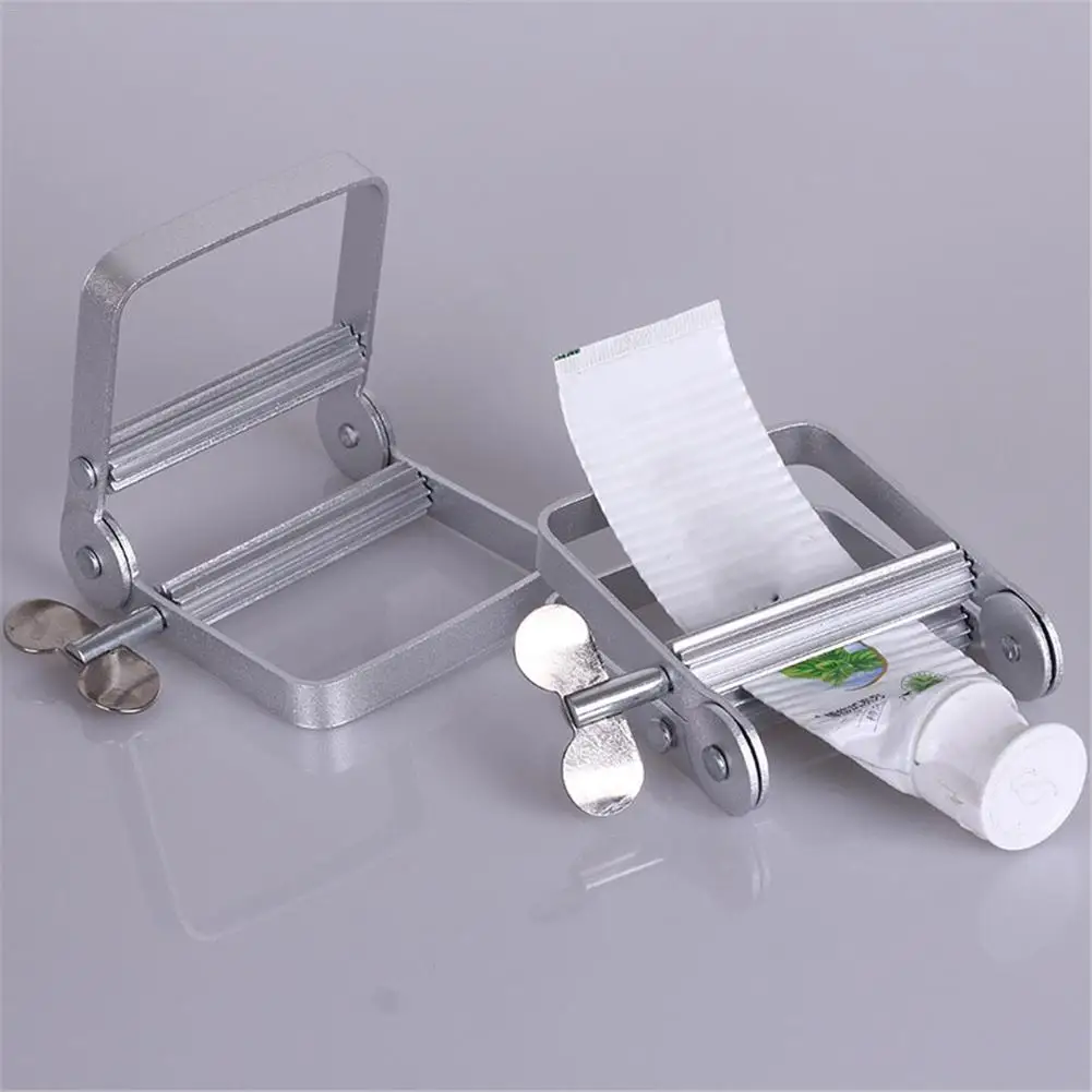 1pcs Tube Squeezer Lazy Toothpaste Dispenser Metal Squeezing Tools Hair Color Dye Cosmetic Paint Squeezer Tube Wringer
1pcs Tube Squeezer Lazy Toothpaste Dispenser Metal Squeezing Tools Hair Color Dye Cosmetic Paint Squeezer Tube Wringer