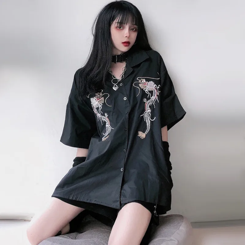 Vintage Embroidery Dragon Shirt Women Harajuku Short Sleeve Blouse Plus Size Notched Collar Black Shirt Tops tuniek 
Vintage Embroidery Dragon Shirt Women Harajuku Short Sleeve Blouse Plus Size Notched Collar Black Shirt Tops tuniek