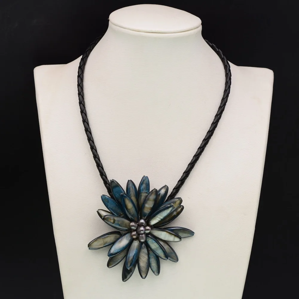 HOT 2019 Projection Black Pearl Shell Sun Flower Choker Necklace Dress Simple Style Floating Handmade collar chain
HOT 2019 Projection Black Pearl Shell Sun Flower Choker Necklace Dress Simple Style Floating Handmade collar chain