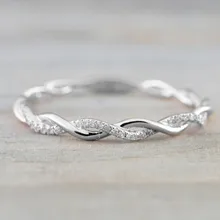 Perfecta forma torcida de anillos de compromiso para mujeres anillo de apilamiento a juego anillo de aniversario conjunto de joyas de diamantes de imitación Bijoux(China)
