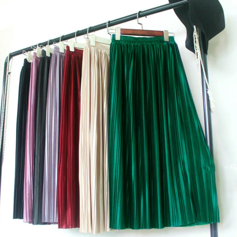 2018 Spring And Summer Retro Pleated Thin Shiny Metal Texture Skirt Female Organ Skirt High Waist Long Skirt
2018 Spring And Summer Retro Pleated Thin Shiny Metal Texture Skirt Female Organ Skirt High Waist Long Skirt