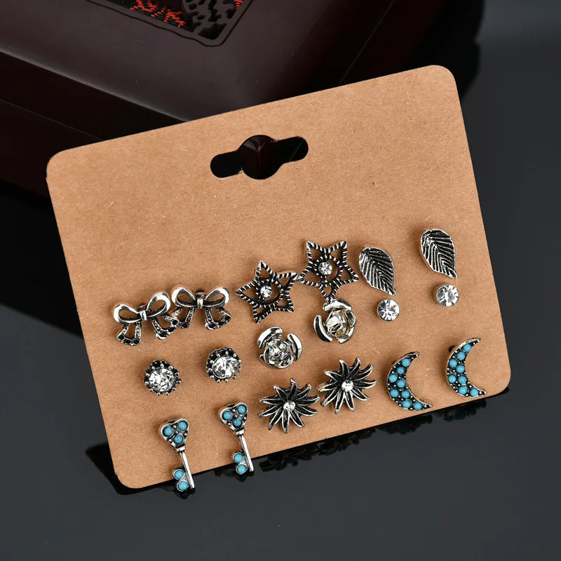 9 Pairs/card Vintage Silver Plated Stud Earring Set Mix Crown Star Flower Heart Butterfly Stud Sets For Women Wholesale
9 Pairs/card Vintage Silver Plated Stud Earring Set Mix Crown Star Flower Heart Butterfly Stud Sets For Women Wholesale