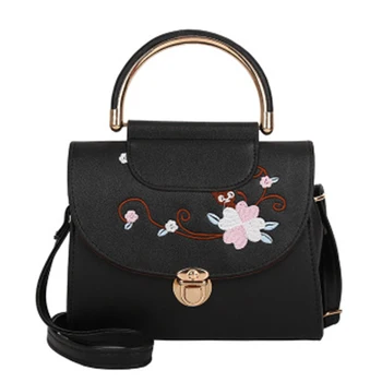 2019 New Fashion Korean Women's Bag Fashion Metal Buckle Trend Embroidery Flower Handbag Small Square Bag Purses and Handbags
2019 New Fashion Korean Women's Bag Fashion Metal Buckle Trend Embroidery Flower Handbag Small Square Bag Purses and Handbags