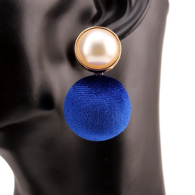 Florosy Big Round Button Pendant Dangle Statement Earrings for Women Design Gold Color Metal Drop Simulated Pearl Earrings Jewel
Florosy Big Round Button Pendant Dangle Statement Earrings for Women Design Gold Color Metal Drop Simulated Pearl Earrings Jewel