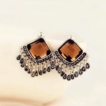 Vintage Retro Stylish Rose Red Or Brown Stone Fringe Earrings Exaggerated crystals For Women
Vintage Retro Stylish Rose Red Or Brown Stone Fringe Earrings Exaggerated crystals For Women