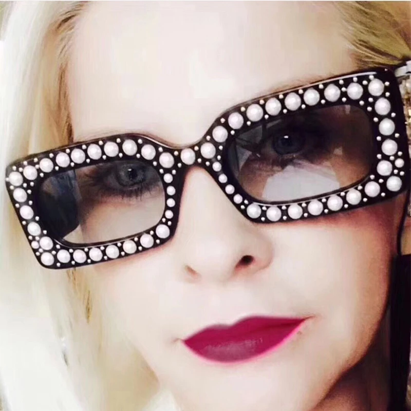 WOWSUN New Fashion Pearl Square Sunglasses Women Vintage Brand Design Luxury Small Size Sun Glasses for Female Male Shades A287
WOWSUN New Fashion Pearl Square Sunglasses Women Vintage Brand Design Luxury Small Size Sun Glasses for Female Male Shades A287