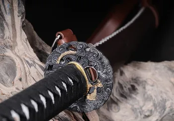 HANDMADE JAPANESE SWORD SAMURAI KATANA FOLDED DAMASCUS STEEL BLADE PRACTICALSHARP
HANDMADE JAPANESE SWORD SAMURAI KATANA FOLDED DAMASCUS STEEL BLADE PRACTICALSHARP