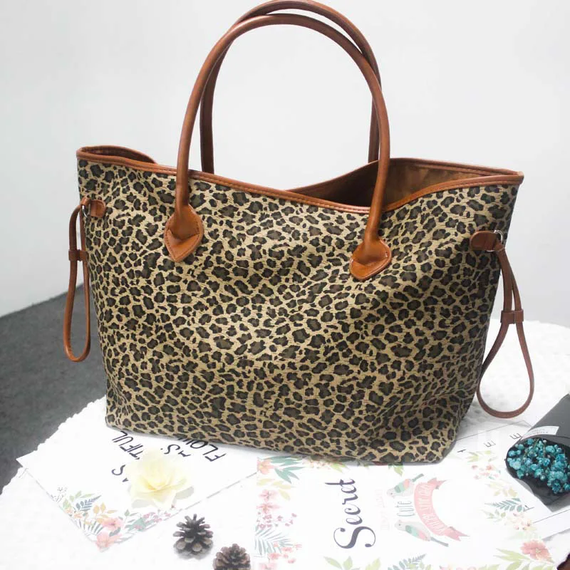 Large Leopard Designs Cord Trims Canvas Tote, Free Shipping Brown Pu Handle Tote Bags with Snap Closure DOM-1010388A
Large Leopard Designs Cord Trims Canvas Tote, Free Shipping Brown Pu Handle Tote Bags with Snap Closure DOM-1010388A