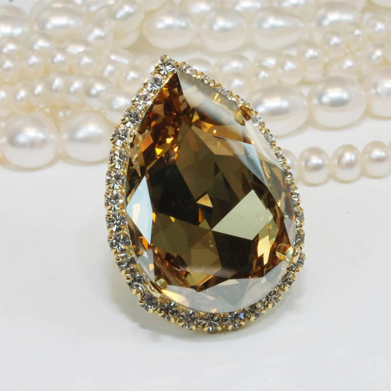 Utimtree Luxury Female Big Stone Ring Fashion Silver Jewelry Crystal Zircon Water Drop Ring Vintage Wedding Rings For Women Gift
Utimtree Luxury Female Big Stone Ring Fashion Silver Jewelry Crystal Zircon Water Drop Ring Vintage Wedding Rings For Women Gift