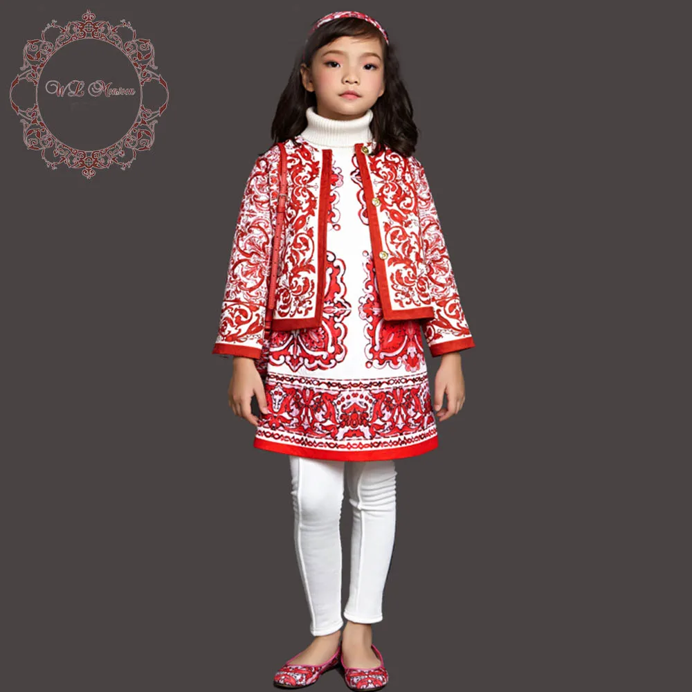Girls Outfits 2017 Brand Winter Girl Clothing Set Children Clothes Majolica Print Kids Tracksuits (Jacket+Dress)
Girls Outfits 2017 Brand Winter Girl Clothing Set Children Clothes Majolica Print Kids Tracksuits (Jacket+Dress)