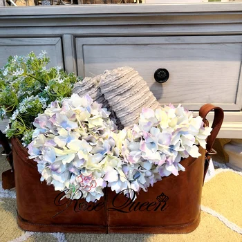 3pcs one bouquet Artificial plastic flower Christmas home decoration accessories wedding silk Hydrangea diy painting fake flower
3pcs one bouquet Artificial plastic flower Christmas home decoration accessories wedding silk Hydrangea diy painting fake flower