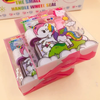 Cute Unicorn Handle Wheel Roller Stamp with Inkpad Diary DIY Stamp Stationery Set Kids Student Prize Promotional Gift School
Cute Unicorn Handle Wheel Roller Stamp with Inkpad Diary DIY Stamp Stationery Set Kids Student Prize Promotional Gift School