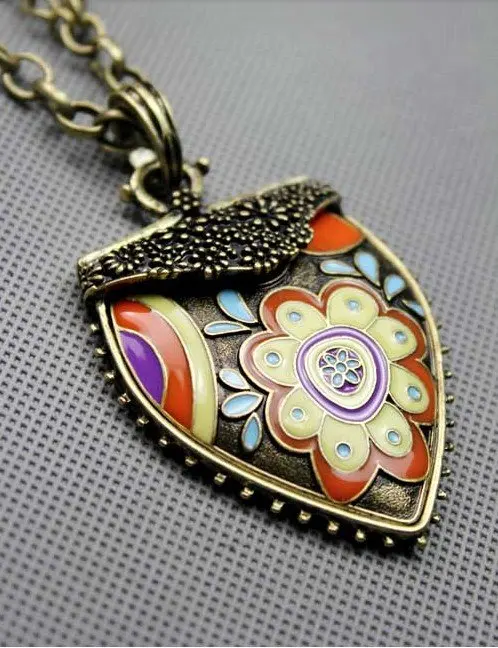 Hot Selling Free Shipping Vintage Style Multi-colored Anti-War Necklace N150 
Hot Selling Free Shipping Vintage Style Multi-colored Anti-War Necklace N150