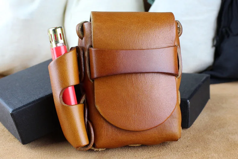 3 color 20 cigarettes Leather cowhide Belt cigarette box case, Lighter bag 114mm*63mm*25mm
3 color 20 cigarettes Leather cowhide Belt cigarette box case, Lighter bag 114mm*63mm*25mm