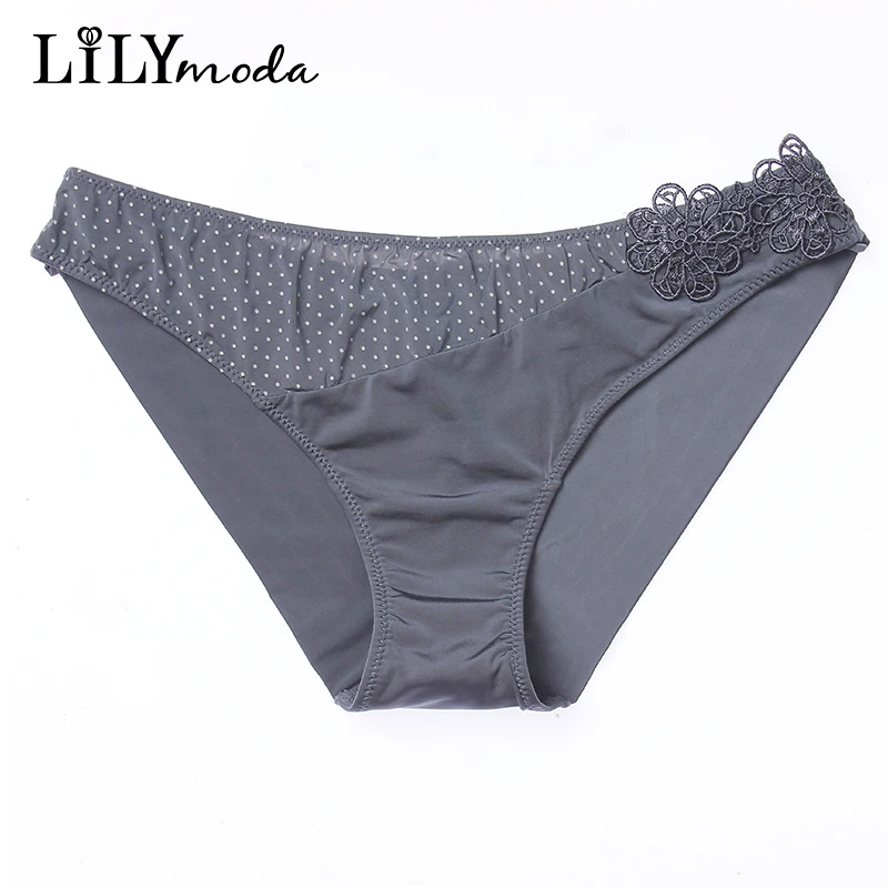 Women Seamless Briefs Sexy Lingerie Floral Embroidery Cute Vintage Polka Dot Underwear Panties For Ladies Girls Soft Panties
Women Seamless Briefs Sexy Lingerie Floral Embroidery Cute Vintage Polka Dot Underwear Panties For Ladies Girls Soft Panties