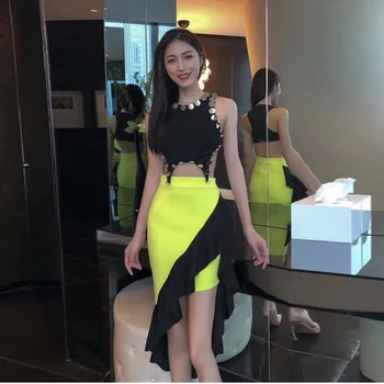 2019 Chic Black Yellow Women Two Piece Outfits Summer Fashion Sequined Sleeveless Rayon Knitted Ruffle Party Vestidos
2019 Chic Black Yellow Women Two Piece Outfits Summer Fashion Sequined Sleeveless Rayon Knitted Ruffle Party Vestidos