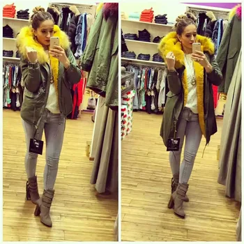 Nice Fashion women winter coats yellow fur lining jacket with large raccoon fur collar hood coat
Nice Fashion women winter coats yellow fur lining jacket with large raccoon fur collar hood coat