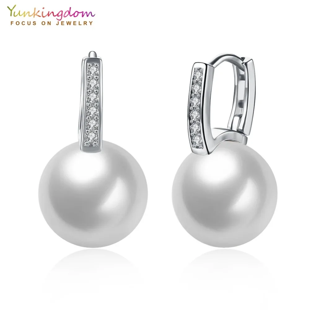 Yunkingdom Luxury Big Ball Simulated Pearl Silver Color Hoop Earrings for Womens and Girls White Cubic Zirconia Fashion Jewelry
Yunkingdom Luxury Big Ball Simulated Pearl Silver Color Hoop Earrings for Womens and Girls White Cubic Zirconia Fashion Jewelry