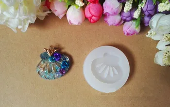 New 1pcs shell Liquid silicone mold DIY resin jewelry pendant necklace pendant mold resin molds for jewelry
New 1pcs shell Liquid silicone mold DIY resin jewelry pendant necklace pendant mold resin molds for jewelry