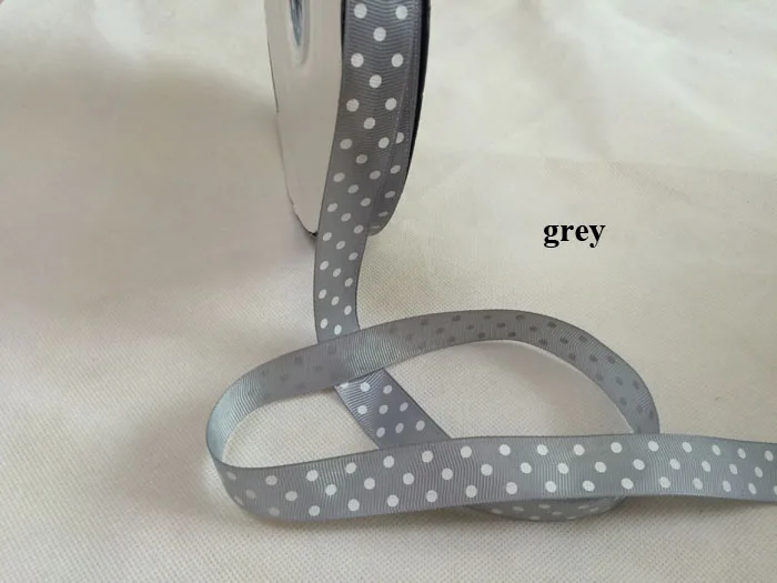 3/4" (20mm) Grosgrain ribbon Polka Dots printed grey color ribbon with white dots, DIY hairbow accessories
3/4" (20mm) Grosgrain ribbon Polka Dots printed grey color ribbon with white dots, DIY hairbow accessories