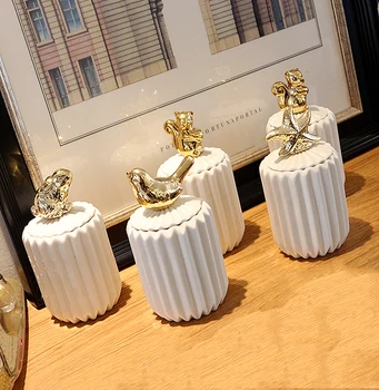 Aqumotic Ceramic Plating Storage Tank Home Decoration Jewelry Box Candy Cans Wedding Gift Box Jewelry Ring Box Cotton Swab Can
Aqumotic Ceramic Plating Storage Tank Home Decoration Jewelry Box Candy Cans Wedding Gift Box Jewelry Ring Box Cotton Swab Can