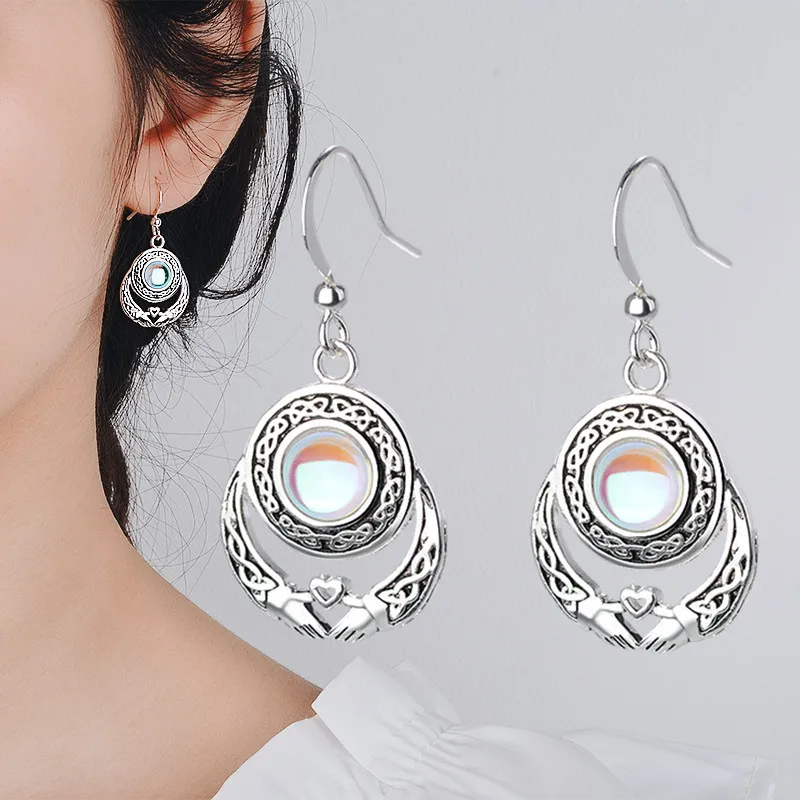 Tisonliz Antique Geometry Moonstone Drop Earrings For Women Boho Round Green White Crystal Heart Earrings Female Wedding Jewelry
Tisonliz Antique Geometry Moonstone Drop Earrings For Women Boho Round Green White Crystal Heart Earrings Female Wedding Jewelry