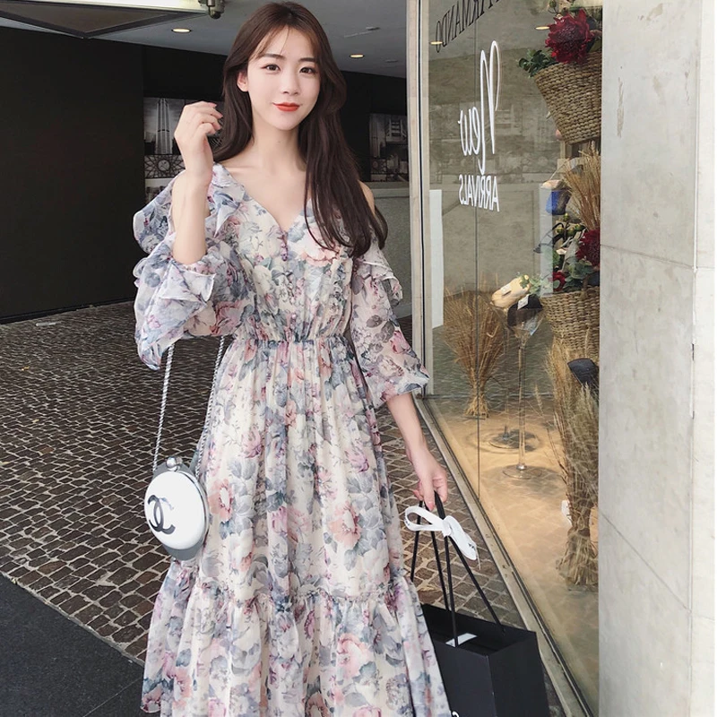 L-5XL New women large size floral dress female long section sweet shoulder ruffled chiffon dress women fashion Slim A word dress
L-5XL New women large size floral dress female long section sweet shoulder ruffled chiffon dress women fashion Slim A word dress