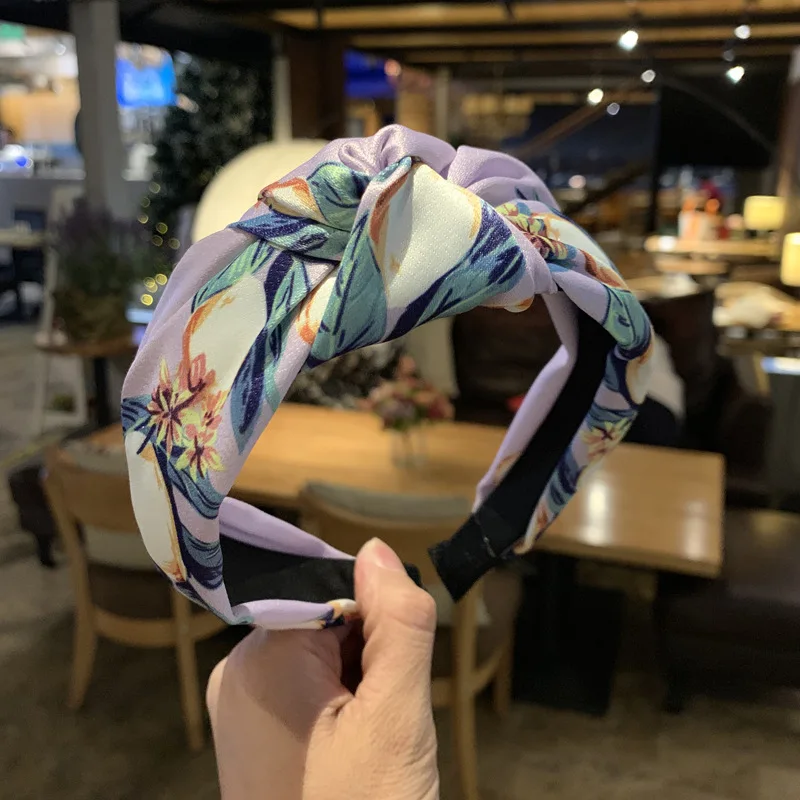 Fashion Girls Hair Accessories Boutique Satin Fabric Floral Simple Middle Knot Knotted Wide Brimmed Hairband Headband Hair Band
Fashion Girls Hair Accessories Boutique Satin Fabric Floral Simple Middle Knot Knotted Wide Brimmed Hairband Headband Hair Band