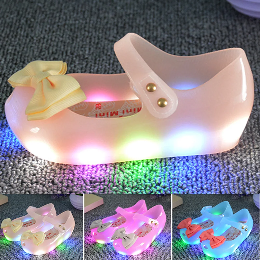Baby kids Mini Melissa LED Light Sandals Bow girls Shoes Melissa Jelly Shoes LED Flash Sandals Antiskid Shoes
Baby kids Mini Melissa LED Light Sandals Bow girls Shoes Melissa Jelly Shoes LED Flash Sandals Antiskid Shoes
