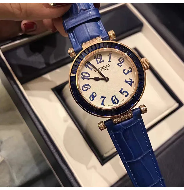 Women's Watches Top Brand Runway Luxury European Design Automatic Quartz Wristwatches FL282
Women's Watches Top Brand Runway Luxury European Design Automatic Quartz Wristwatches FL282
