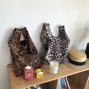 Brand New leopard print fashion ladies shoulder beach bag cotton large capacity tote bag girls fold travel shopping bags girls
Brand New leopard print fashion ladies shoulder beach bag cotton large capacity tote bag girls fold travel shopping bags girls