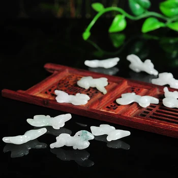 Burmese Jade Emerald Zodiac horse Parts hand-woven A Goods jewelry accessories Fly Mayu Pendant
Burmese Jade Emerald Zodiac horse Parts hand-woven A Goods jewelry accessories Fly Mayu Pendant