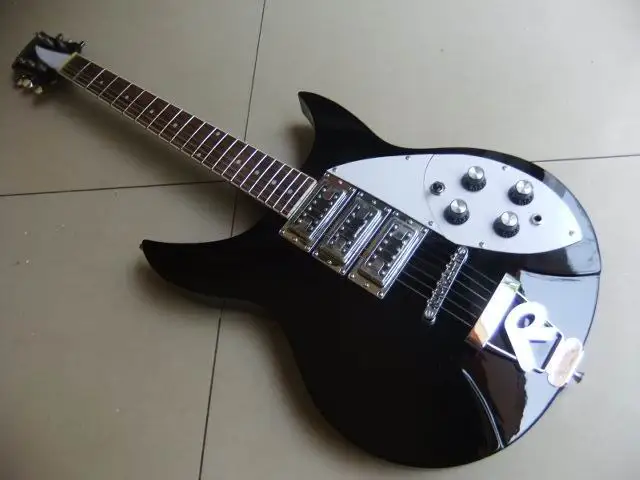 Wholesale Cnbald Rick...r 325 electric guitar 330 with 3 pickups in black 110810
Wholesale Cnbald Rick...r 325 electric guitar 330 with 3 pickups in black 110810