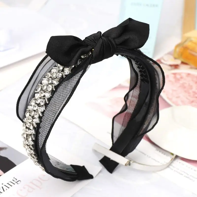 Wedding Jewelry Wide Headband Ladies Vintage Faux Pearl Rhinestone Handmade Beading Hair Hoop Hollow Gird Bowknot Lace Headwear
Wedding Jewelry Wide Headband Ladies Vintage Faux Pearl Rhinestone Handmade Beading Hair Hoop Hollow Gird Bowknot Lace Headwear