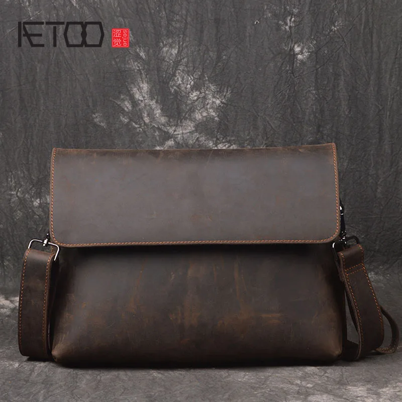 AETOO New fashion male bag leather shoulder bag retro first layer of leather Messenger bag crazy horse skin simple bag
AETOO New fashion male bag leather shoulder bag retro first layer of leather Messenger bag crazy horse skin simple bag