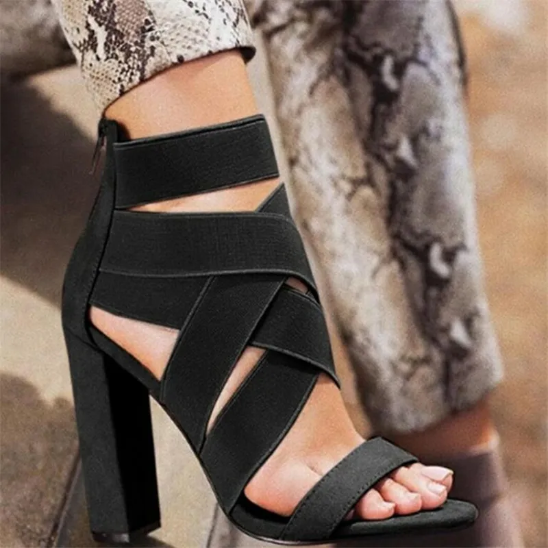 2019 Gladiator Sandals Fashion Women Sandals High Heels Open toe Ankle Strap Elastic band Shoes Size 35-40 Pumps black
2019 Gladiator Sandals Fashion Women Sandals High Heels Open toe Ankle Strap Elastic band Shoes Size 35-40 Pumps black