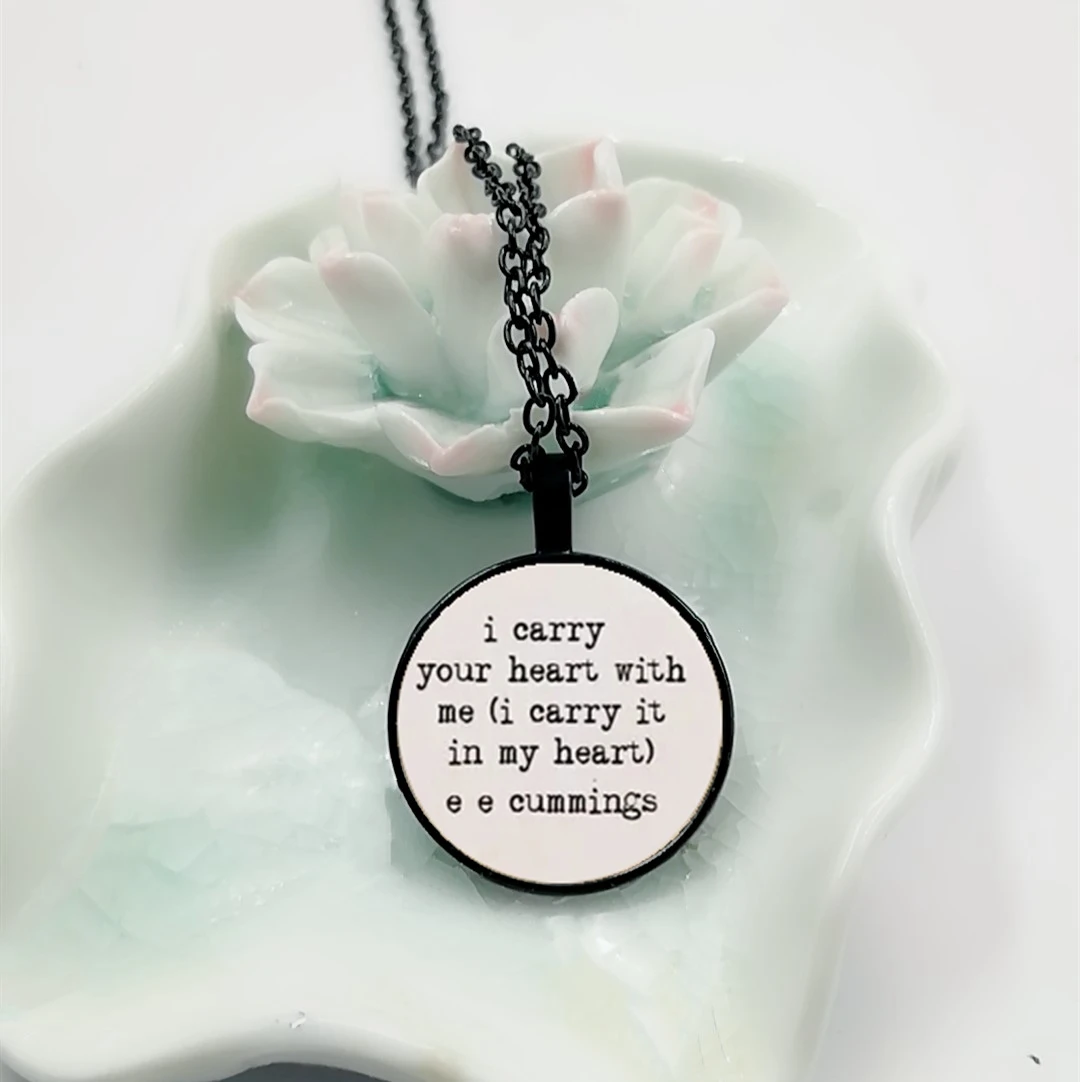 2018 New I Take Your Heart with Me "glass Domes Pendant Long Distance Love Necklace Mother's Gift Letter Necklace
2018 New I Take Your Heart with Me "glass Domes Pendant Long Distance Love Necklace Mother's Gift Letter Necklace